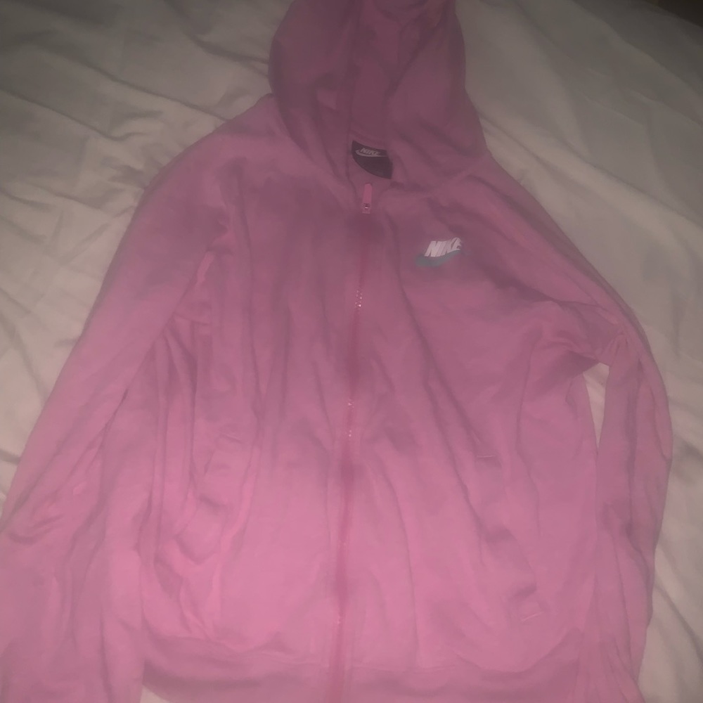 LIKE NEW GIRLS SIZE XL NIKE ZIP UP